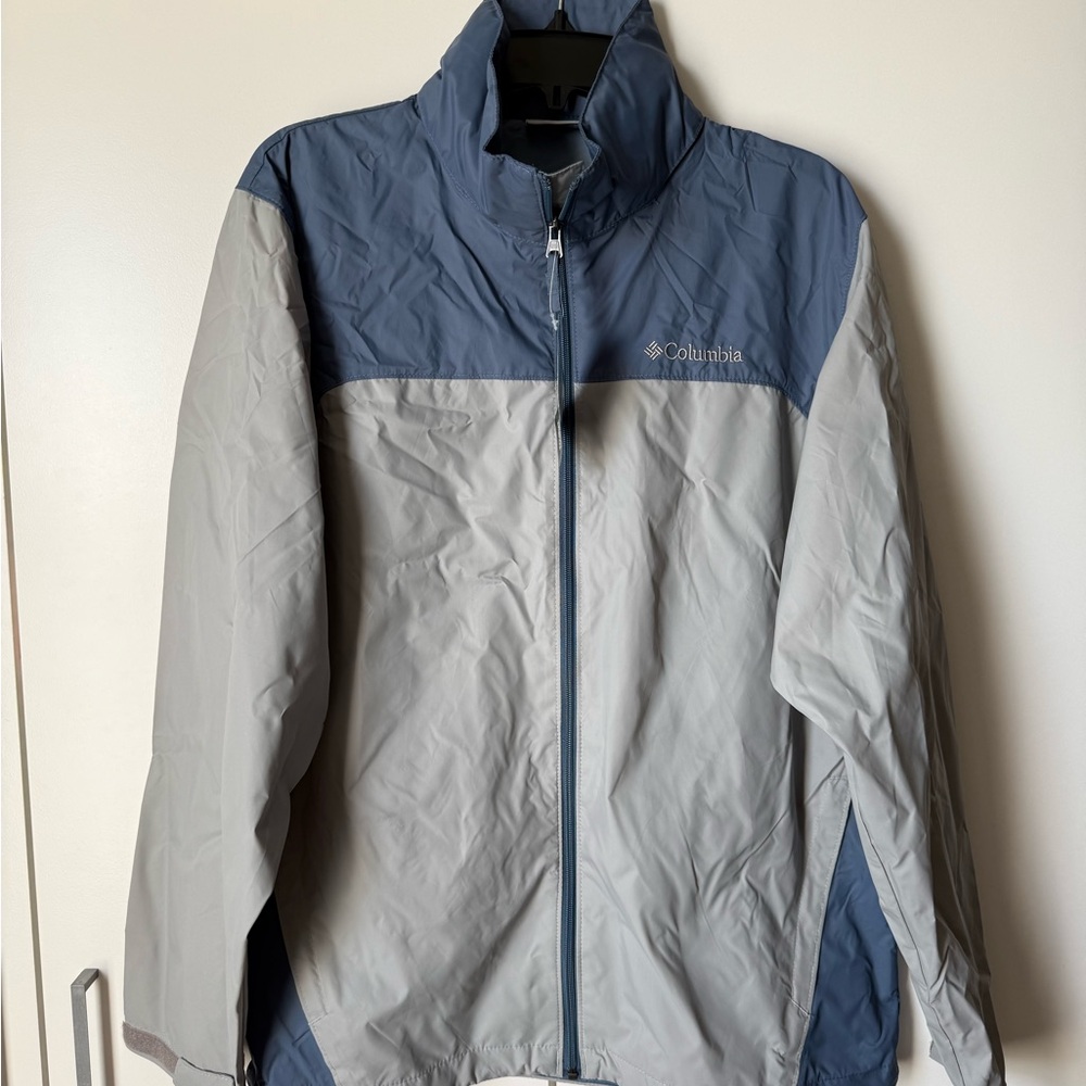 Columbia Two-Tone Blue and Gray Windbreaker